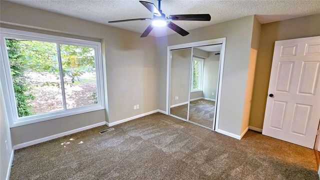 1655 Fieldgreen Overlook, Stone Mountain, GA 30088