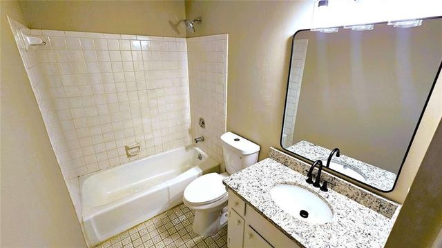 1655 Fieldgreen Overlook, Stone Mountain, GA 30088