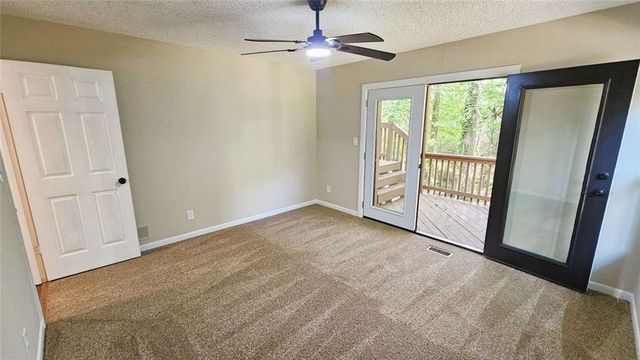 1655 Fieldgreen Overlook, Stone Mountain, GA 30088