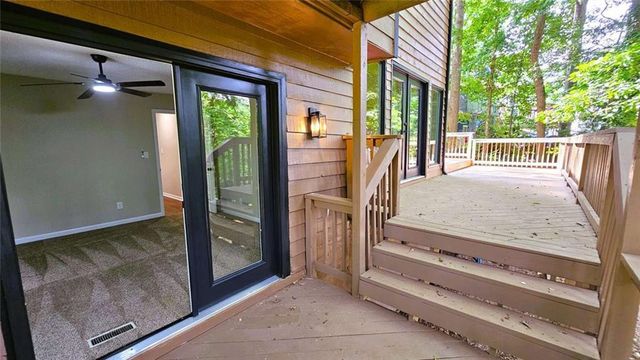 1655 Fieldgreen Overlook, Stone Mountain, GA 30088