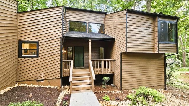1655 Fieldgreen Overlook, Stone Mountain, GA 30088