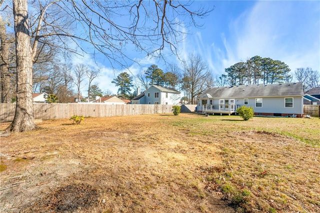 639 Alberthas DR, Virginia Beach, VA 23452