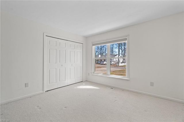 639 Alberthas DR, Virginia Beach, VA 23452