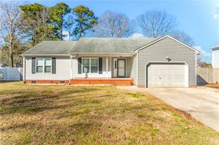 639 Alberthas DR, Virginia Beach, VA 23452