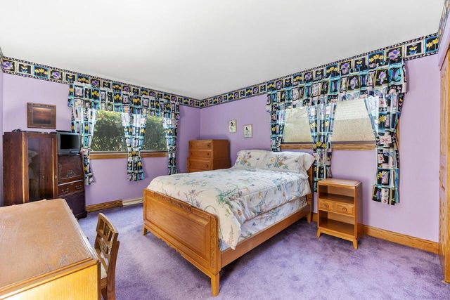 1001 Fairfield COURT, Glendale, WI 53217