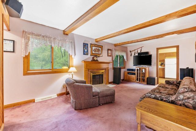 1001 Fairfield COURT, Glendale, WI 53217