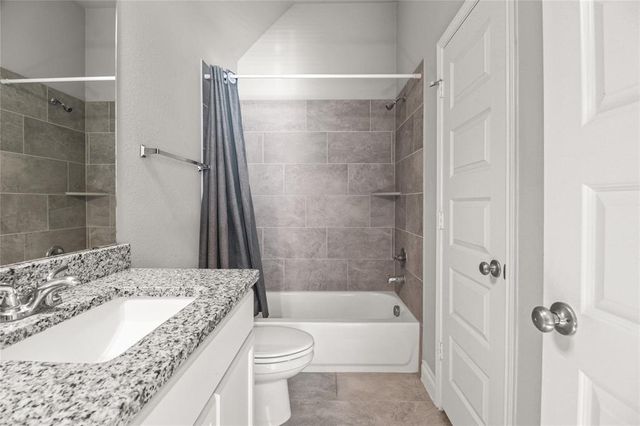 15 Eden Hollow Lane, Richmond, TX 77406