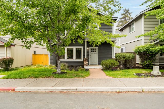 20184 Merriewood Lane, Bend, OR 97702