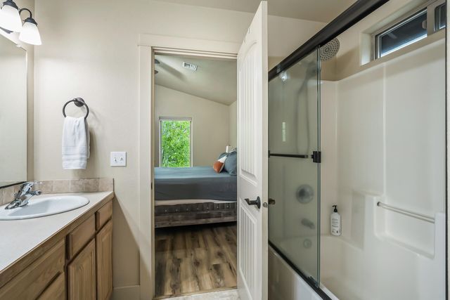 20184 Merriewood Lane, Bend, OR 97702
