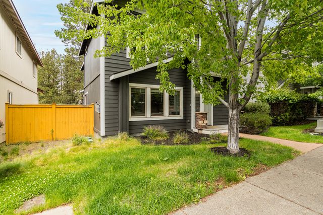 20184 Merriewood Lane, Bend, OR 97702