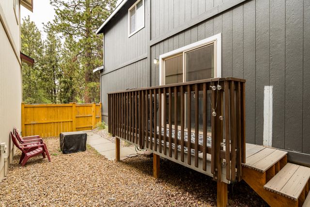 20184 Merriewood Lane, Bend, OR 97702