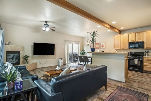 20184 Merriewood Lane, Bend, OR 97702