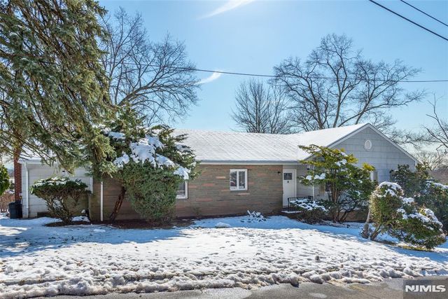 18 Devon Drive, West Orange, NJ 07052