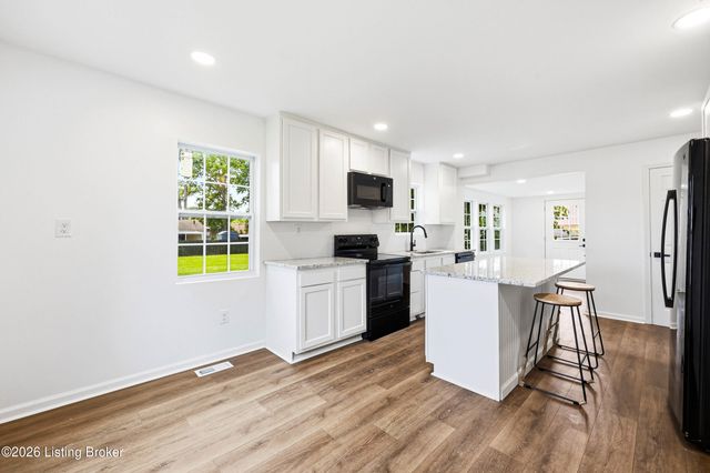 4225 Trio Ave, Louisville, KY 40219