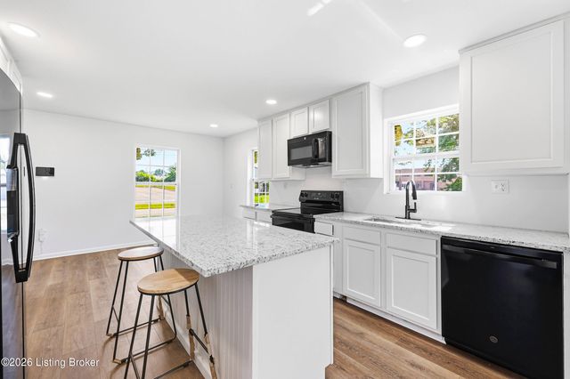 4225 Trio Ave, Louisville, KY 40219