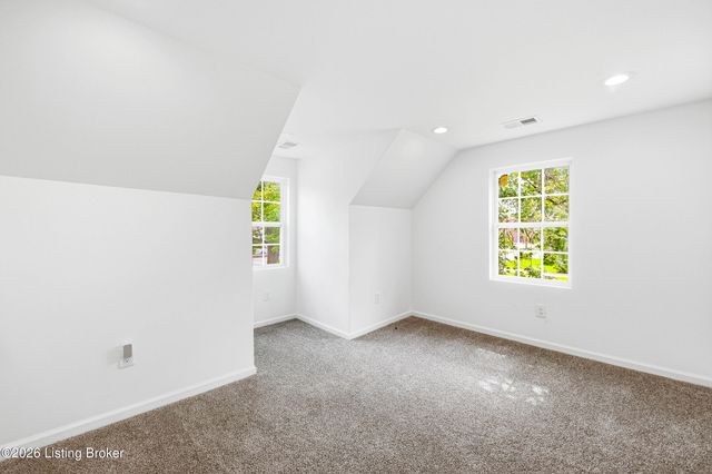 4225 Trio Ave, Louisville, KY 40219