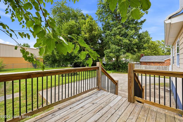 4225 Trio Ave, Louisville, KY 40219