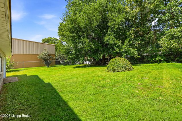 4225 Trio Ave, Louisville, KY 40219