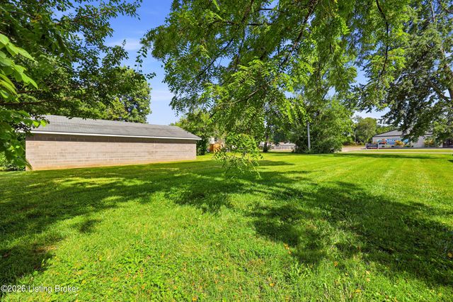 4225 Trio Ave, Louisville, KY 40219