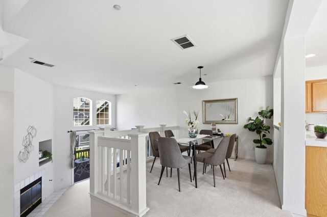 1856 Elk Grove, San Jose, CA 95131