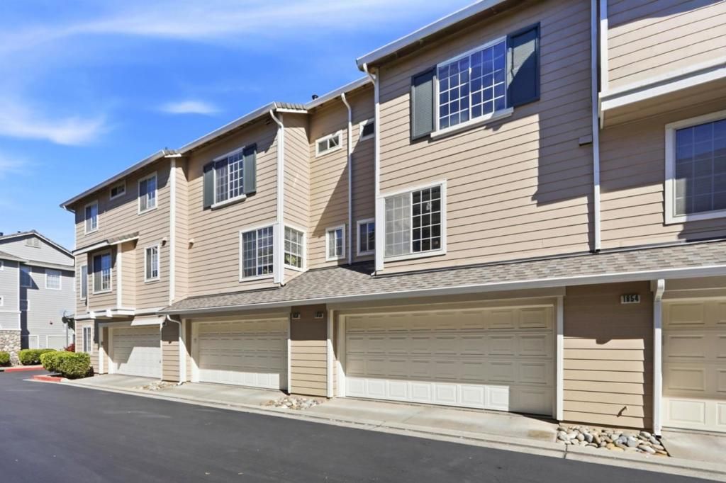 Image 36 of property listing at 1856 Elk Grove, San Jose, CA 95131