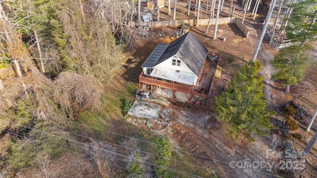 59 Rollins Street, Hendersonville, NC 28792