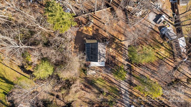 59 Rollins Street, Hendersonville, NC 28792