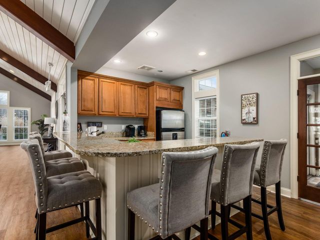 3973 Dinon Drive, Columbus, OH 43221