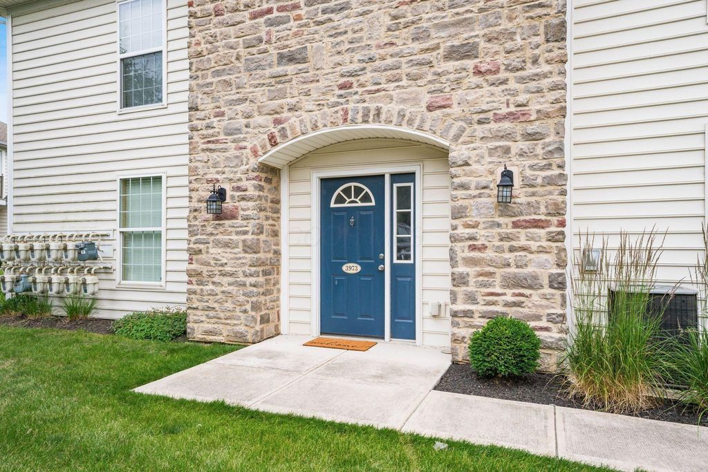 3973 Dinon Drive, Columbus, OH 43221