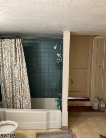 561 Harmony Brass Castle Rd, Harmony Twp., NJ 08865