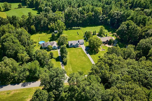 20 Clark Lane, Easthampton, MA 01027