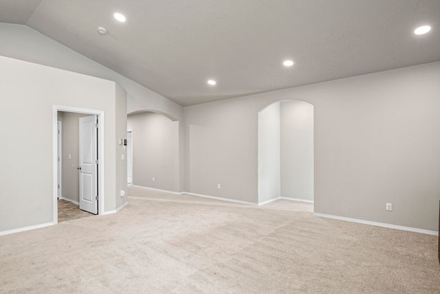 2346 NW Teak Place, Redmond, OR 97756