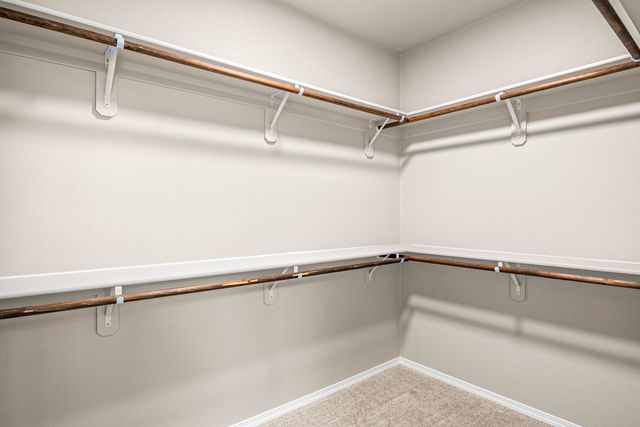 2346 NW Teak Place, Redmond, OR 97756