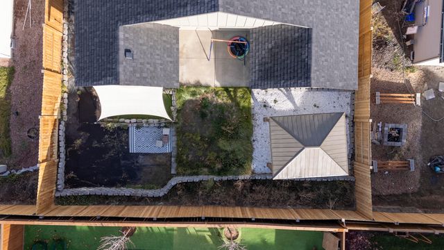 2346 NW Teak Place, Redmond, OR 97756