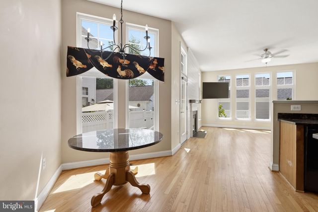 530 GENTLEWOOD SQ, Purcellville, VA 20132