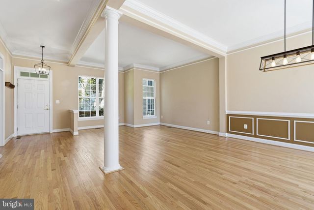 530 GENTLEWOOD SQ, Purcellville, VA 20132