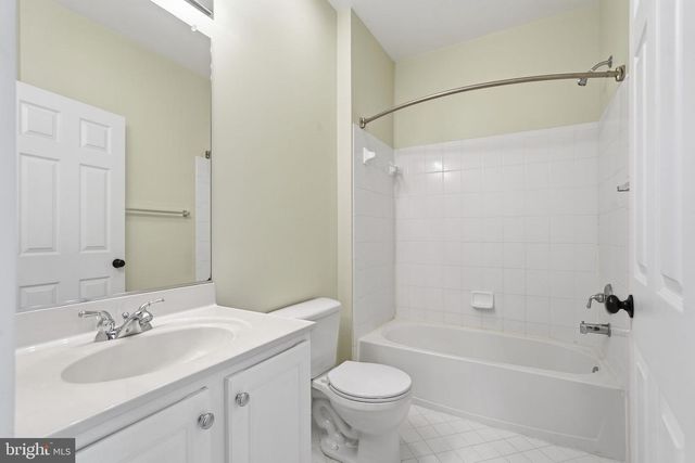 530 GENTLEWOOD SQ, Purcellville, VA 20132