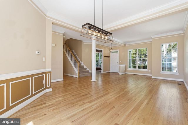 530 GENTLEWOOD SQ, Purcellville, VA 20132