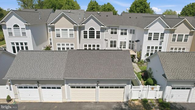 530 GENTLEWOOD SQ, Purcellville, VA 20132