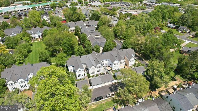 530 GENTLEWOOD SQ, Purcellville, VA 20132