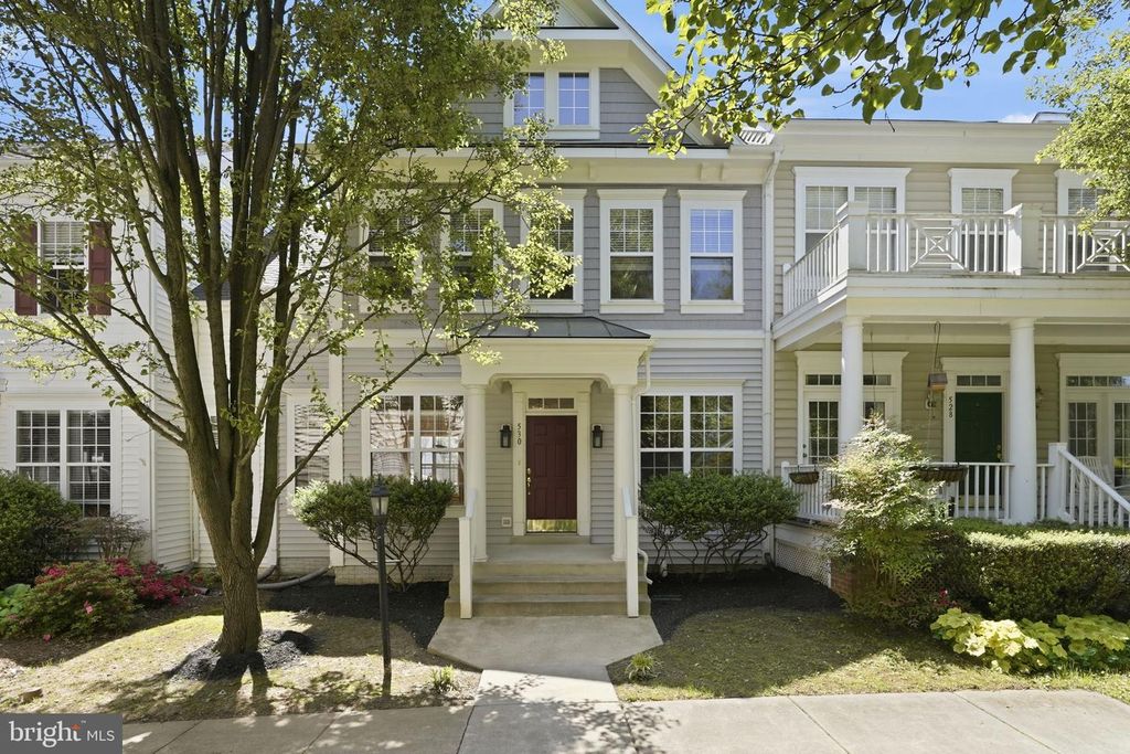 530 GENTLEWOOD SQ, Purcellville, VA 20132