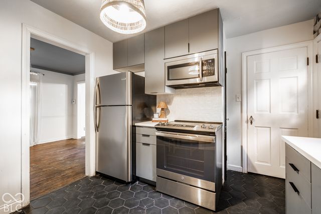 4917 Evanston Avenue, Indianapolis, IN 46205