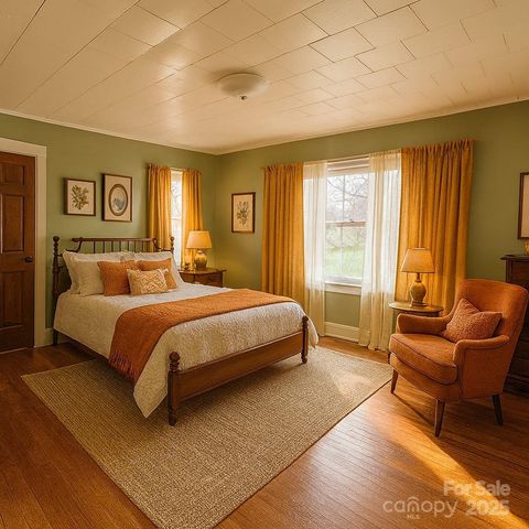 325 Sheldon Street, Hudson, NC 28638