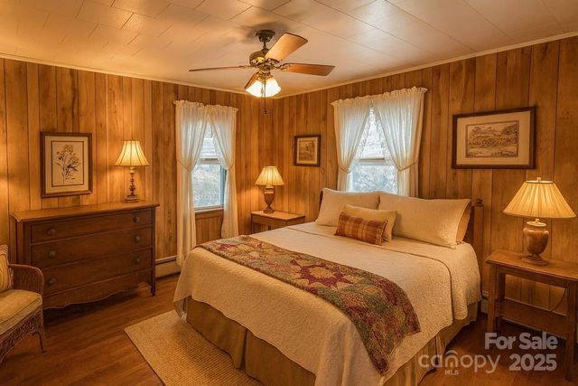 325 Sheldon Street, Hudson, NC 28638