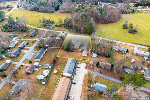 325 Sheldon Street, Hudson, NC 28638