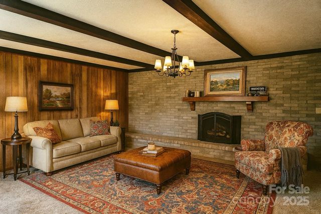 325 Sheldon Street, Hudson, NC 28638