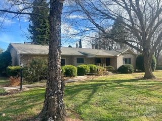 325 Sheldon Street, Hudson, NC 28638