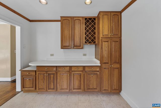 511 STONEHENGE AVE, Charlottesville, VA 22902