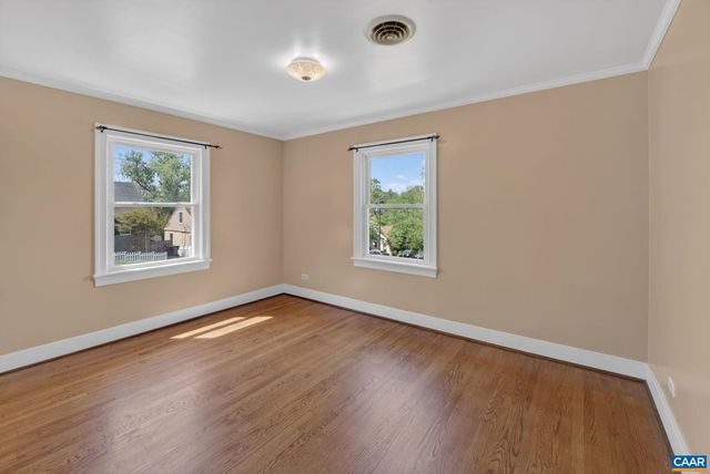 511 STONEHENGE AVE, Charlottesville, VA 22902