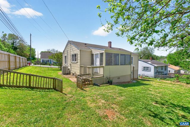 511 STONEHENGE AVE, Charlottesville, VA 22902